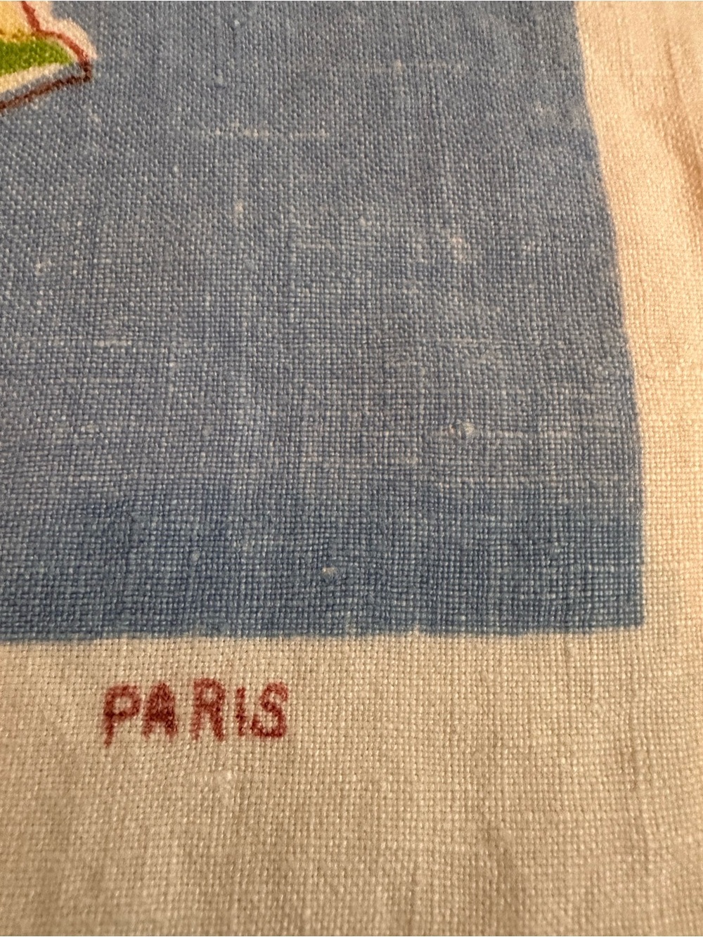 French Vintage Apple Tablecloth!  Perfect! - Picture 2 of 8